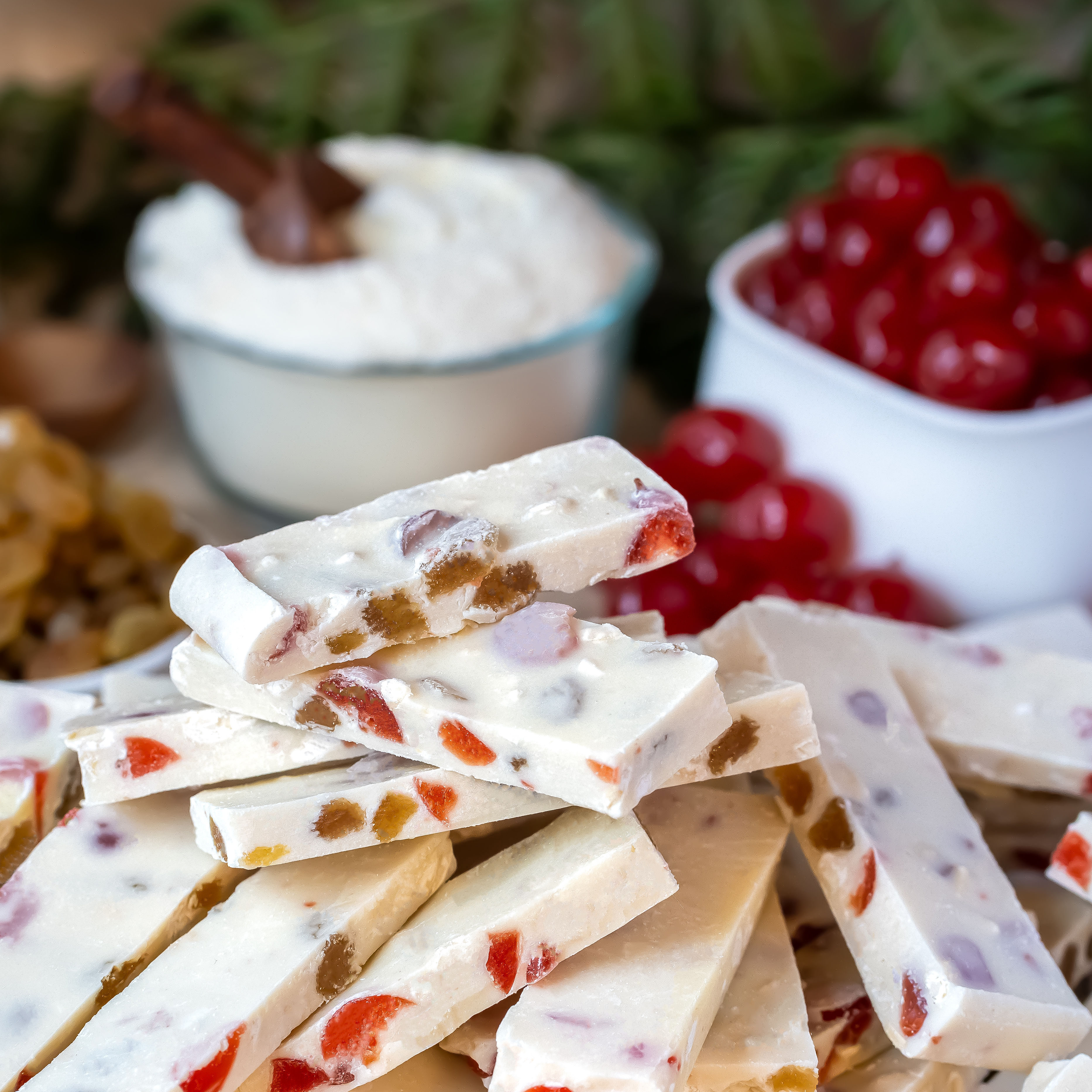 White Fruit & Nut
