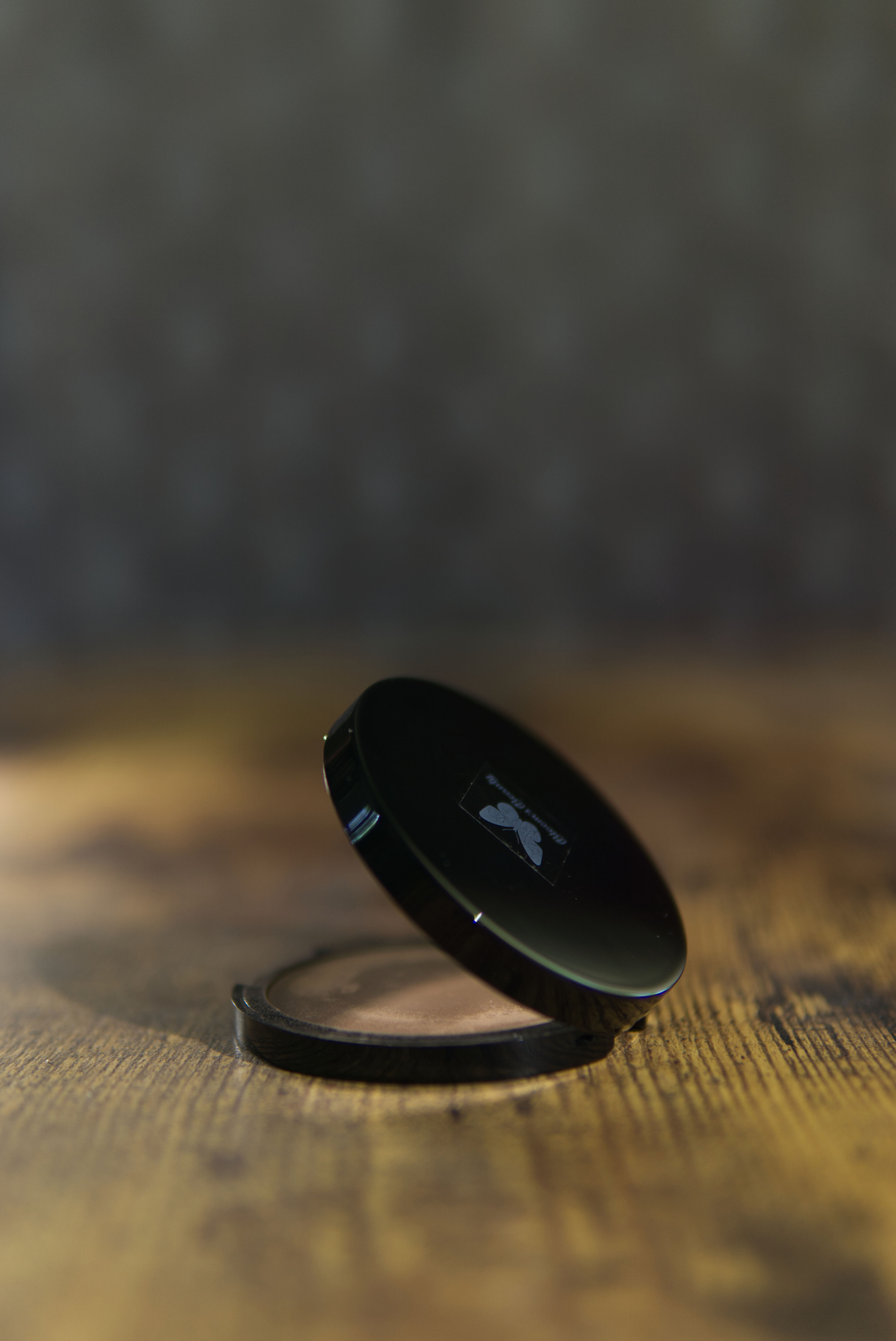 Bronzing Powder (Medium) 0.32OZ