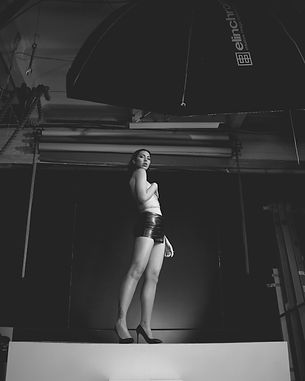 Leave with a personalized understanding of your architecture and practical guidance for evaluating silhouettes, garment proportions, lines, patterns, and accessories with greater confidence and intention.