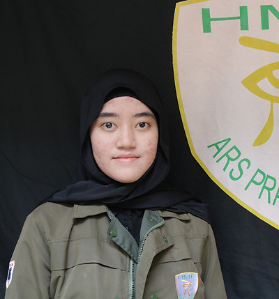 10720043_Putri Karima Bestari_edited.jpg