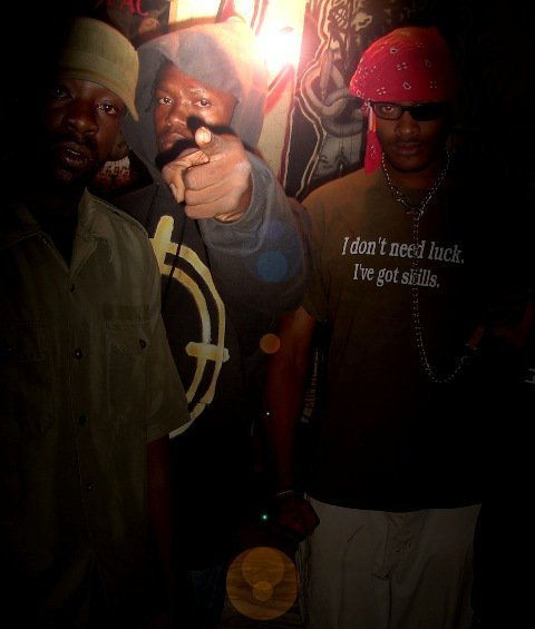 Jcb, Yuzzo and Umbwa