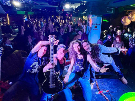 GREEN RIVER TRIBUTE o FORTUNATE SONS