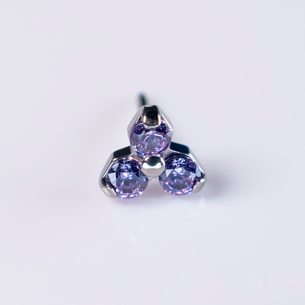 Thumbnail: NeoMetal Threadless 1.5mm Trinity - LV Gem