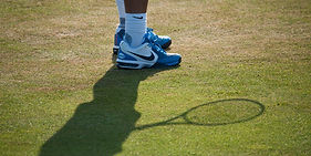 Grass_and_shoes.jpg