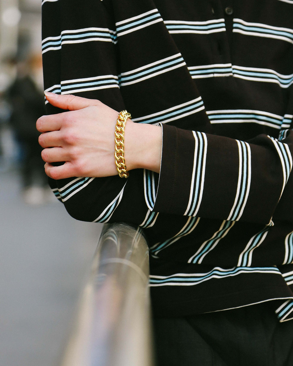 Thumbnail: XS gold chain bracelet