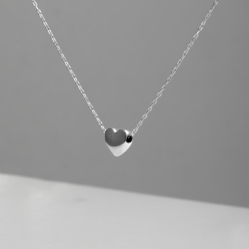 Pendente con 3 cuori intrecciati e zircone - Jewels | Produzione Gioielleria in Argento 925 | Made in Italy Pendente con 3 cuori intrecciati e zircone - Jewels | Produzione Gioielleria in Argento 925 | Made in Italy