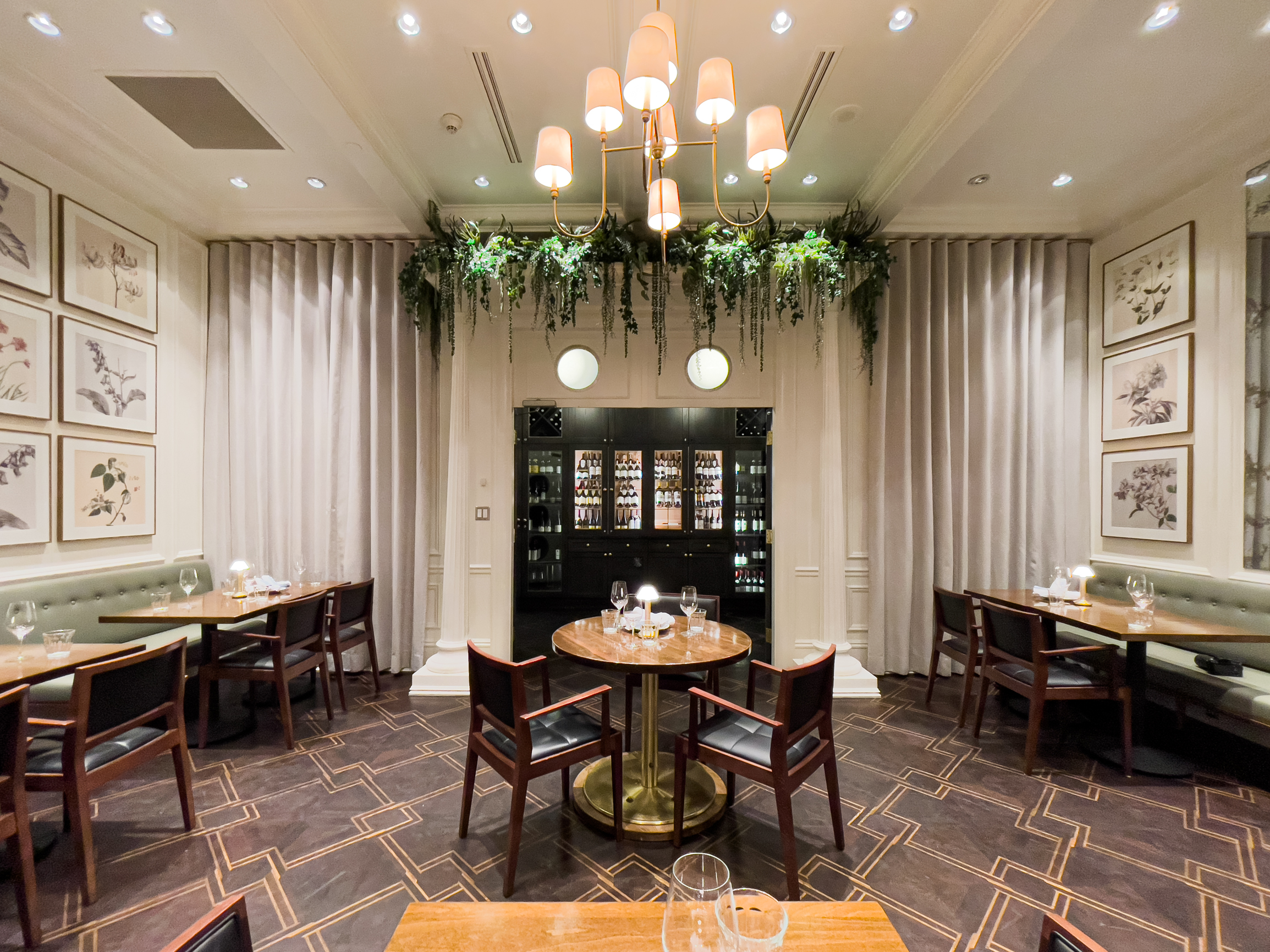 Tableau Bar Bistro — photo 2