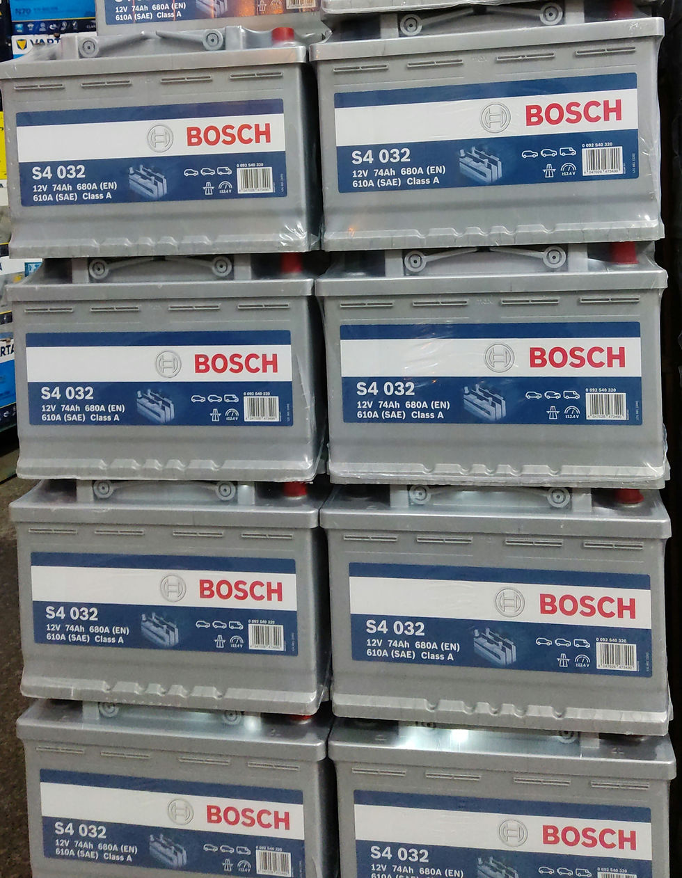 Küçük resim: BOSCH AKÜ 74 AMPER 12 V 74 Ah 640A