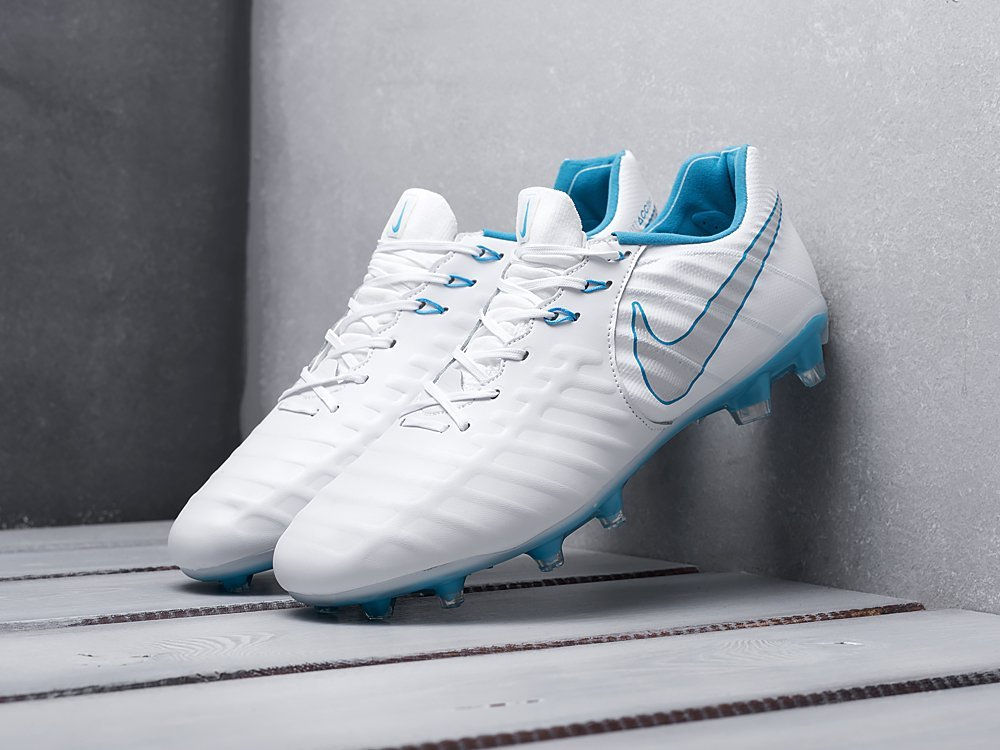 Футбольная обувь Nike Tiempo Legend VII FG