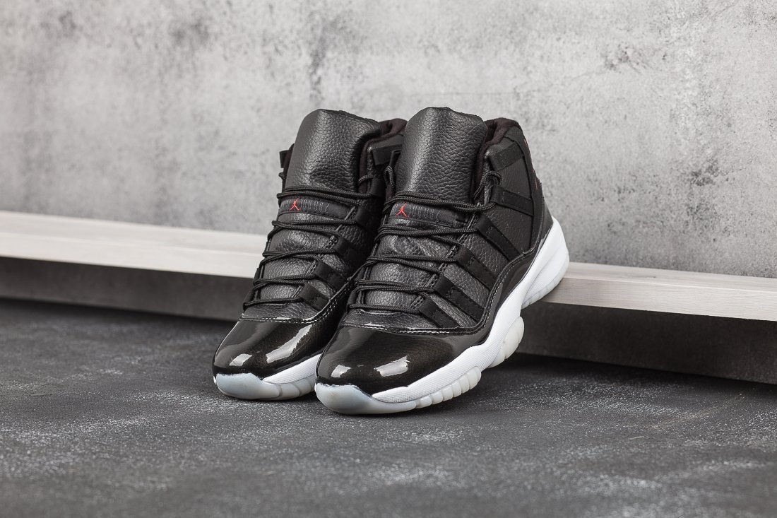 Кроссовки Nike Air Jordan 11