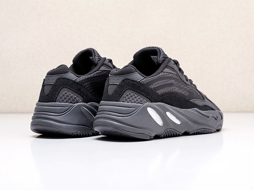 Миниатюра: Кроссовки Adidas Yeezy Boost 700 v2