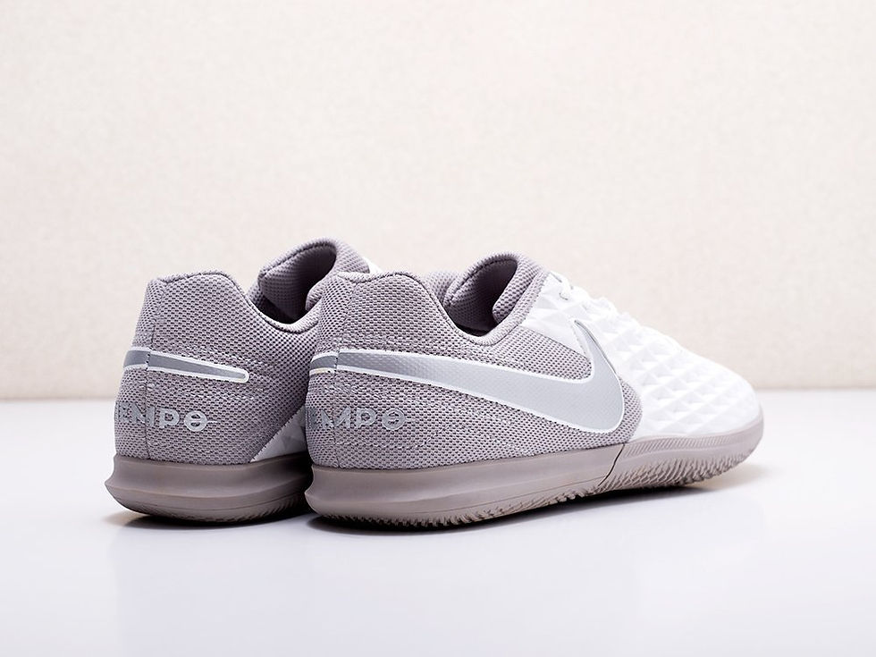 Миниатюра: Футбольная обувь Nike Tiempo Legend VIII IC