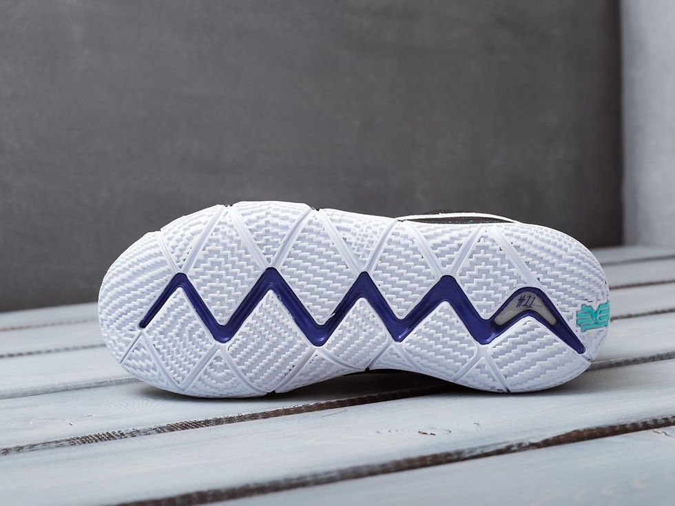 Миниатюра: Кроссовки Nike Kyrie 4