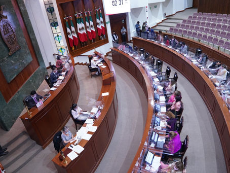 Congreso da lectura a dictamen que aprueba cuenta pública de los tres poderes