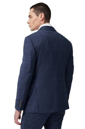 richard tailor_edited.png
