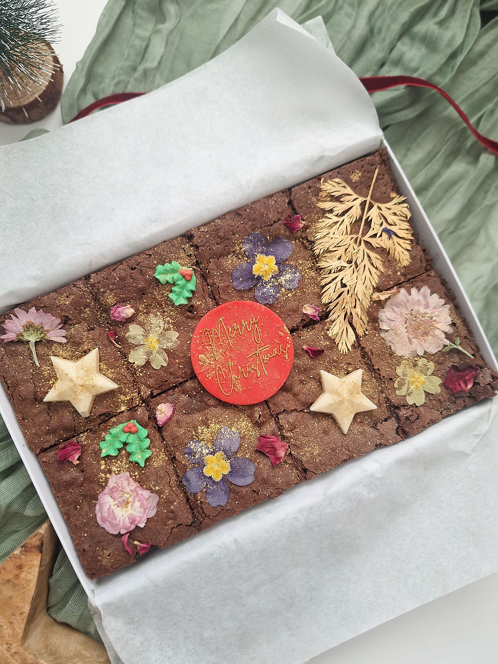 Christmas Flower Brownies - Postal or Collection