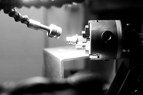 laser-weld-set-up_edited.jpg