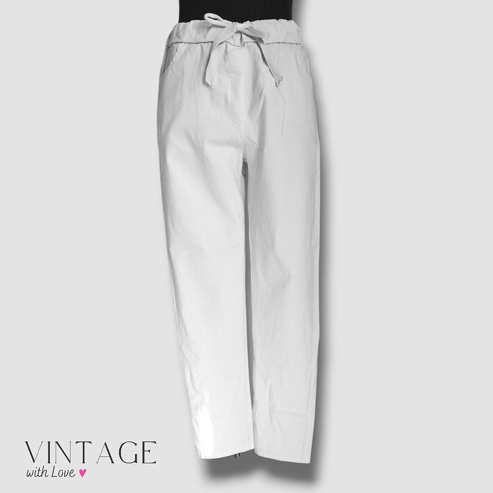 Thumbnail: White Casual Pants – Size Estimate L