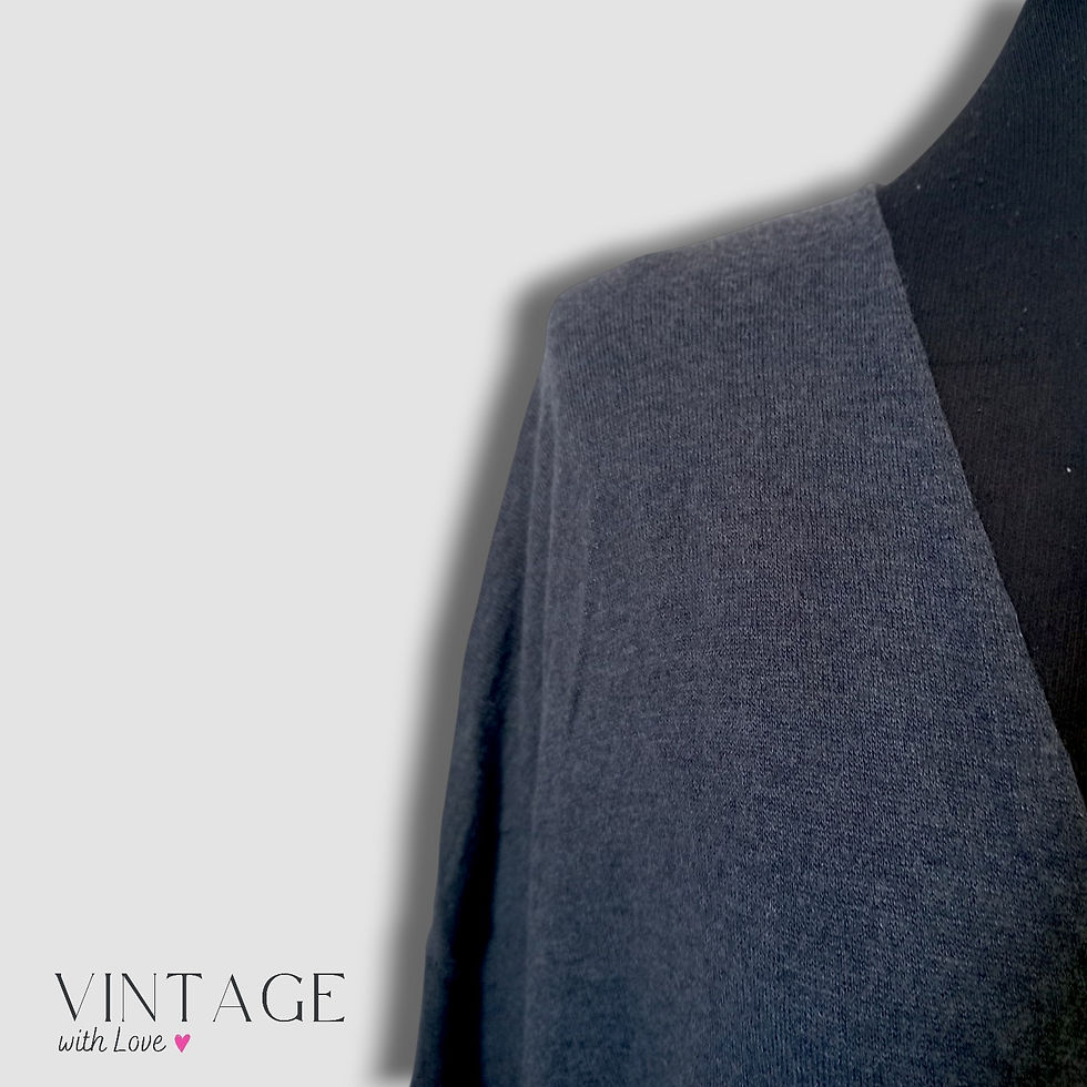 Thumbnail: Slick Basic Navy Slouchy Cardigan – Size Estimate XL