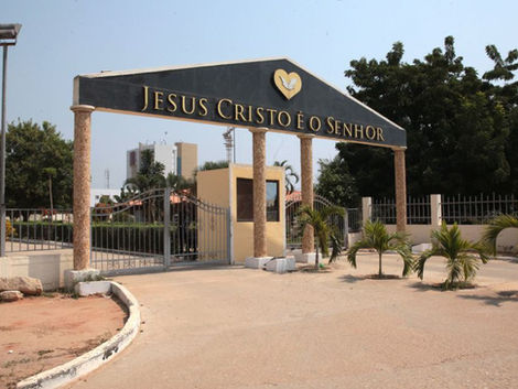 ANGOLA “DELETA” GRADUALMENTE A IGREJA UNIVERSA DO REINO DE DEUS. MAIS QUATRO TEMPLOS FORAM FECHADOS