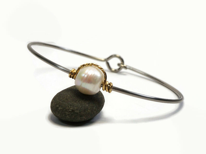 Thumbnail: Orbiting Pearl Bracelet - Freshwater - Stainless steel bangle