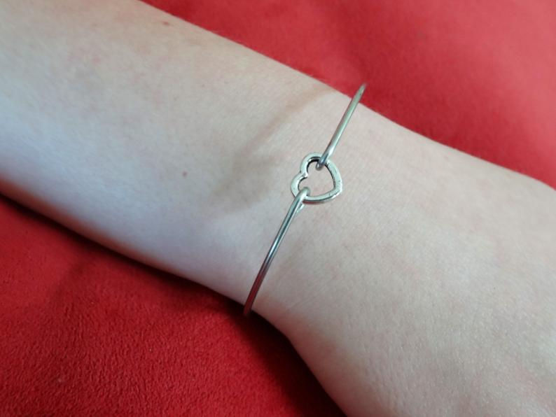 Thumbnail: Heart Bracelet