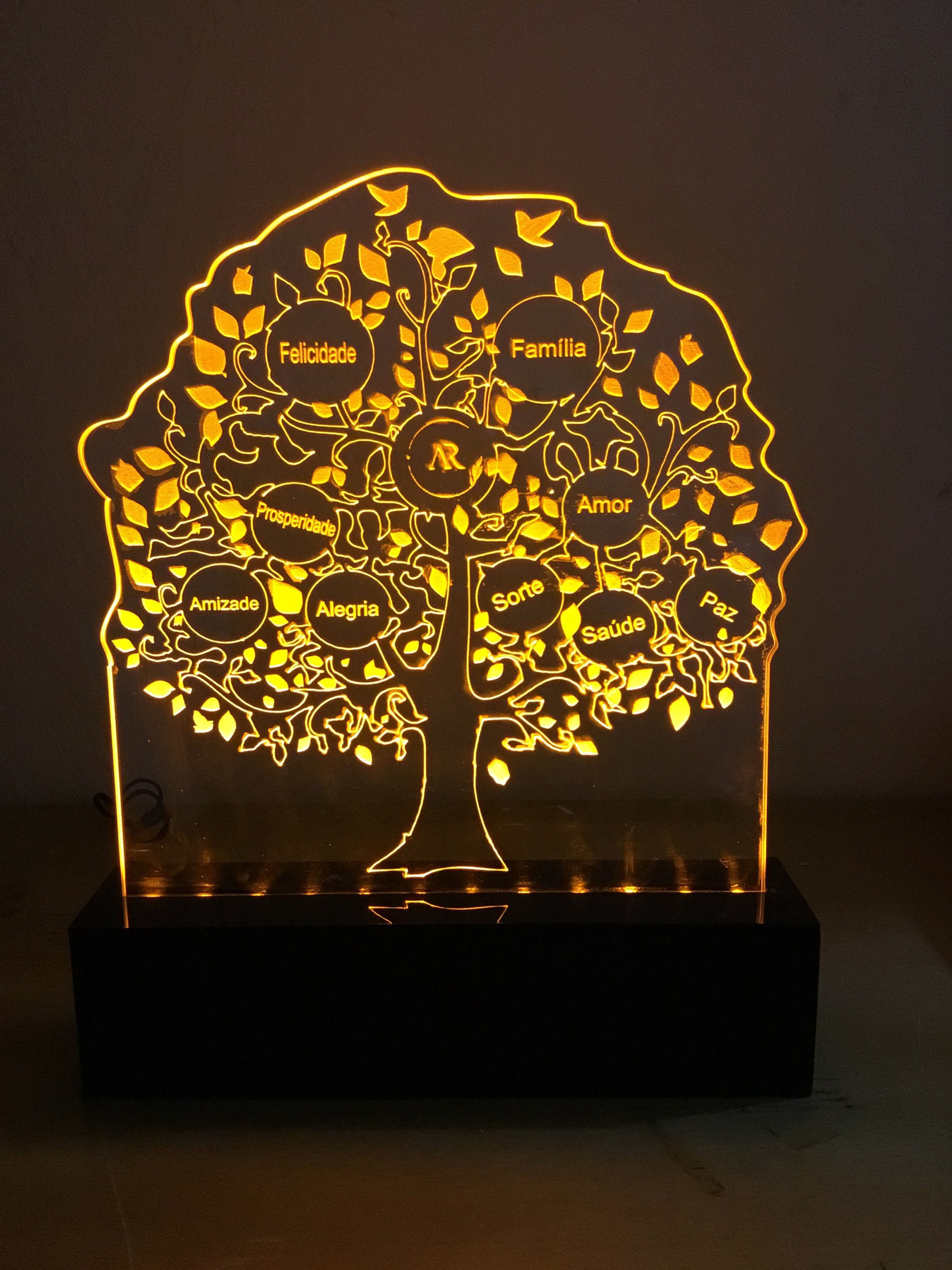 Cod: LUM 9075 - Luminária Árvore das Palavras