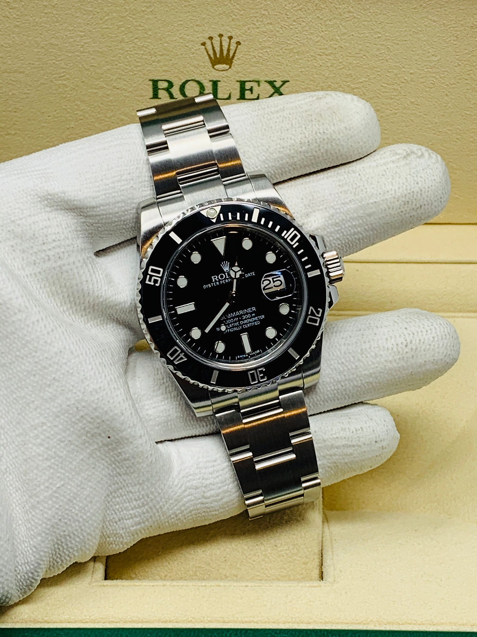 Thumbnail: Rolex Submariner 116610 Ceramic Bezel *UNWORN*