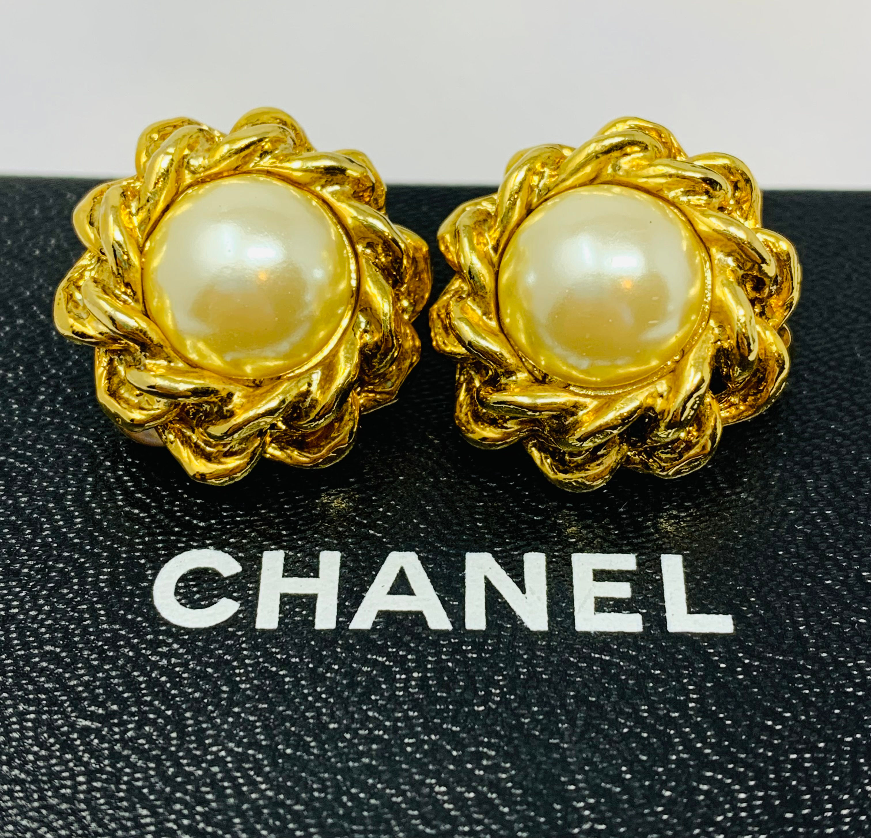 Chanel Paris Chain Pearl Earrings