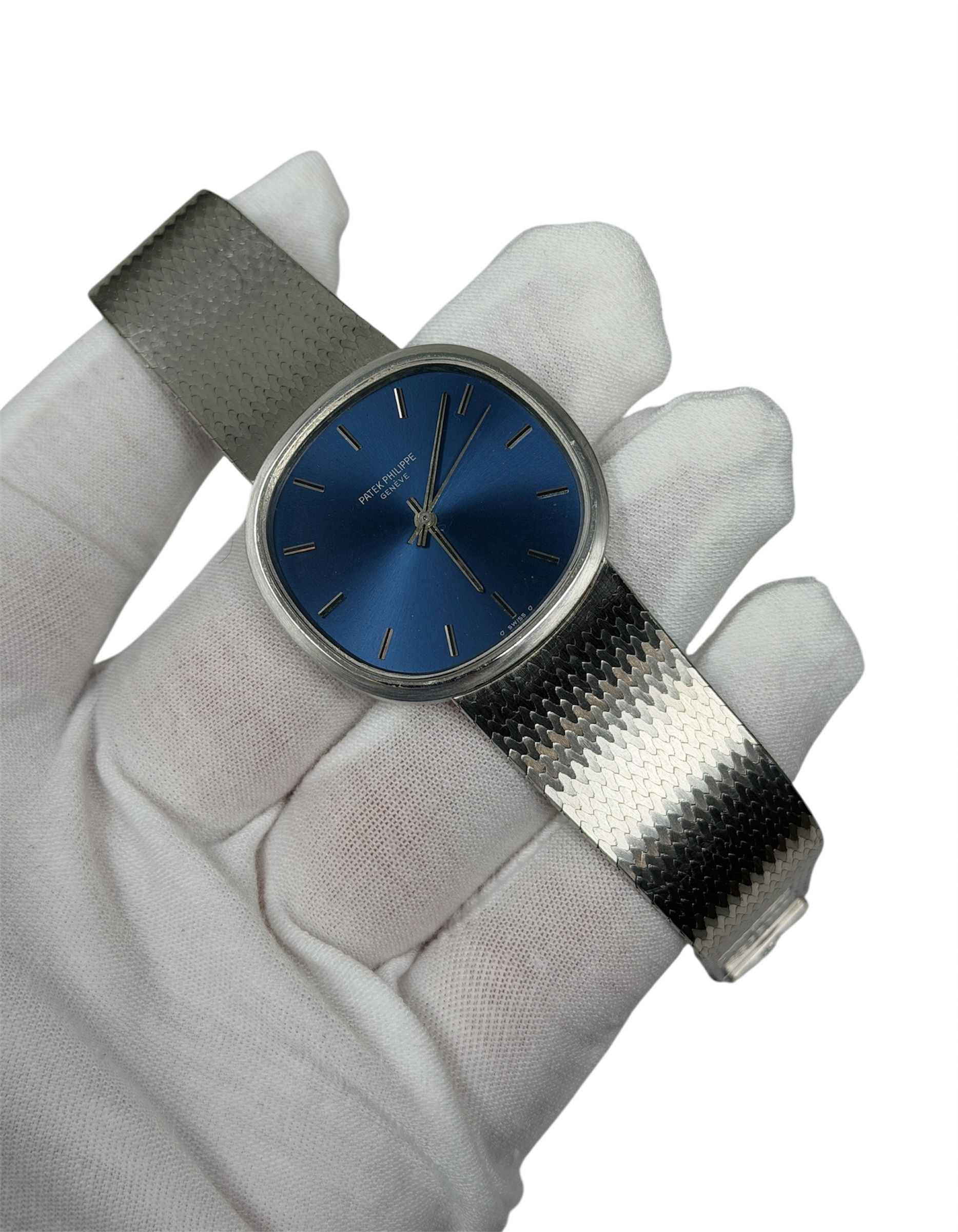Patek Philippe Golden Ellipse Jumbo 3586/1G White Gold Blue Dial