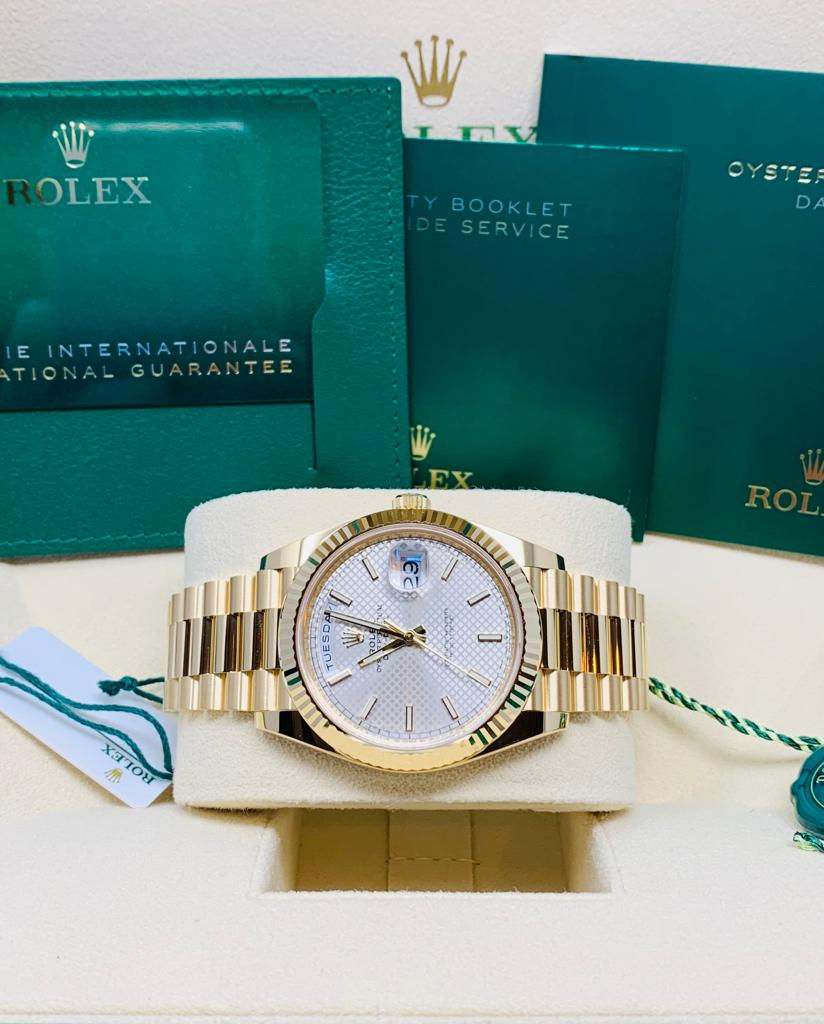 Thumbnail: Rolex President Day-Date 40MM Yellow Gold Silver Motif Dial Ref. 228238 FULL SET
