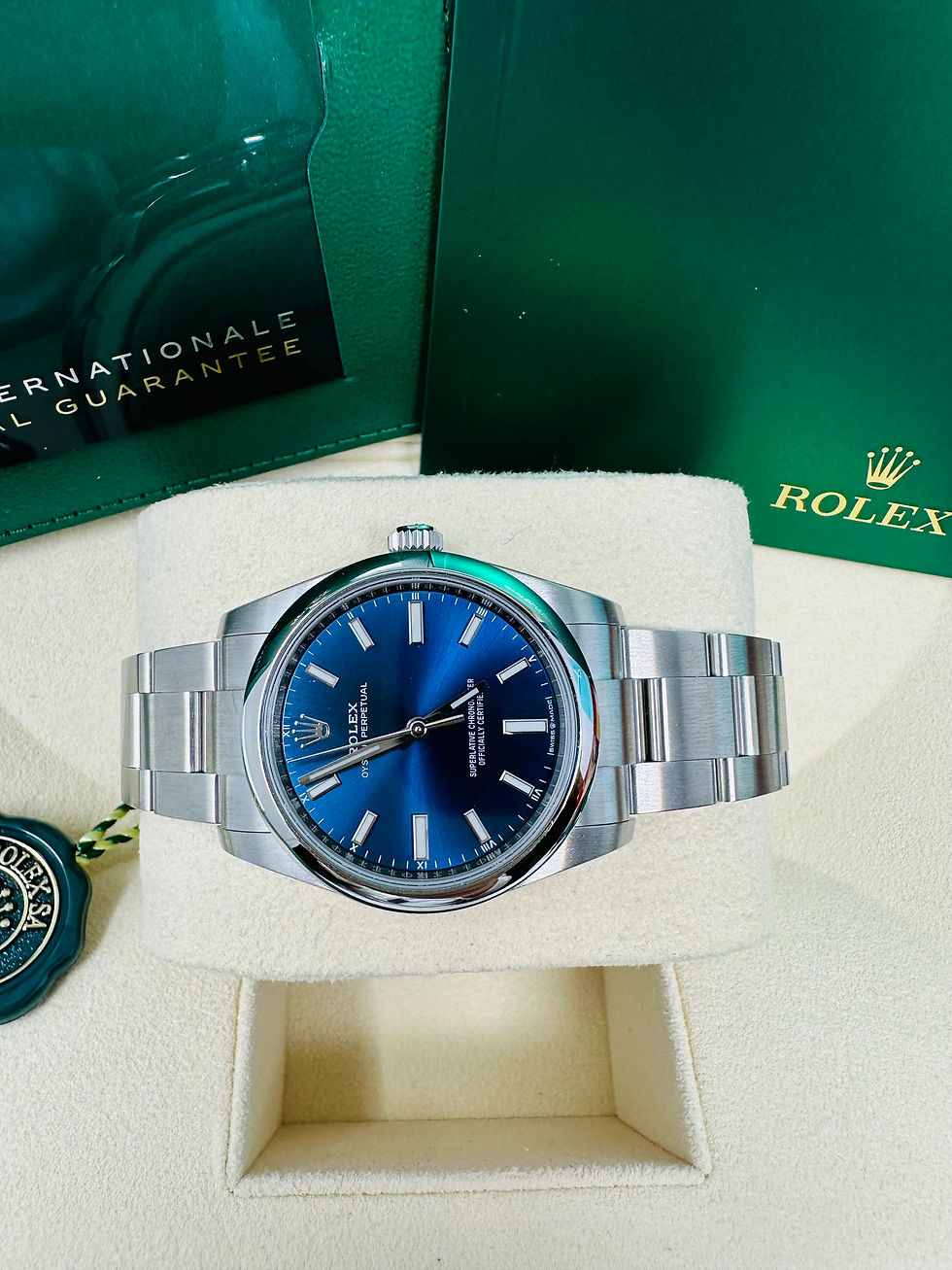 Thumbnail: Rolex Oyster Perpetual 34MM Stainless Steel Blue Dial 124200 Complete Set