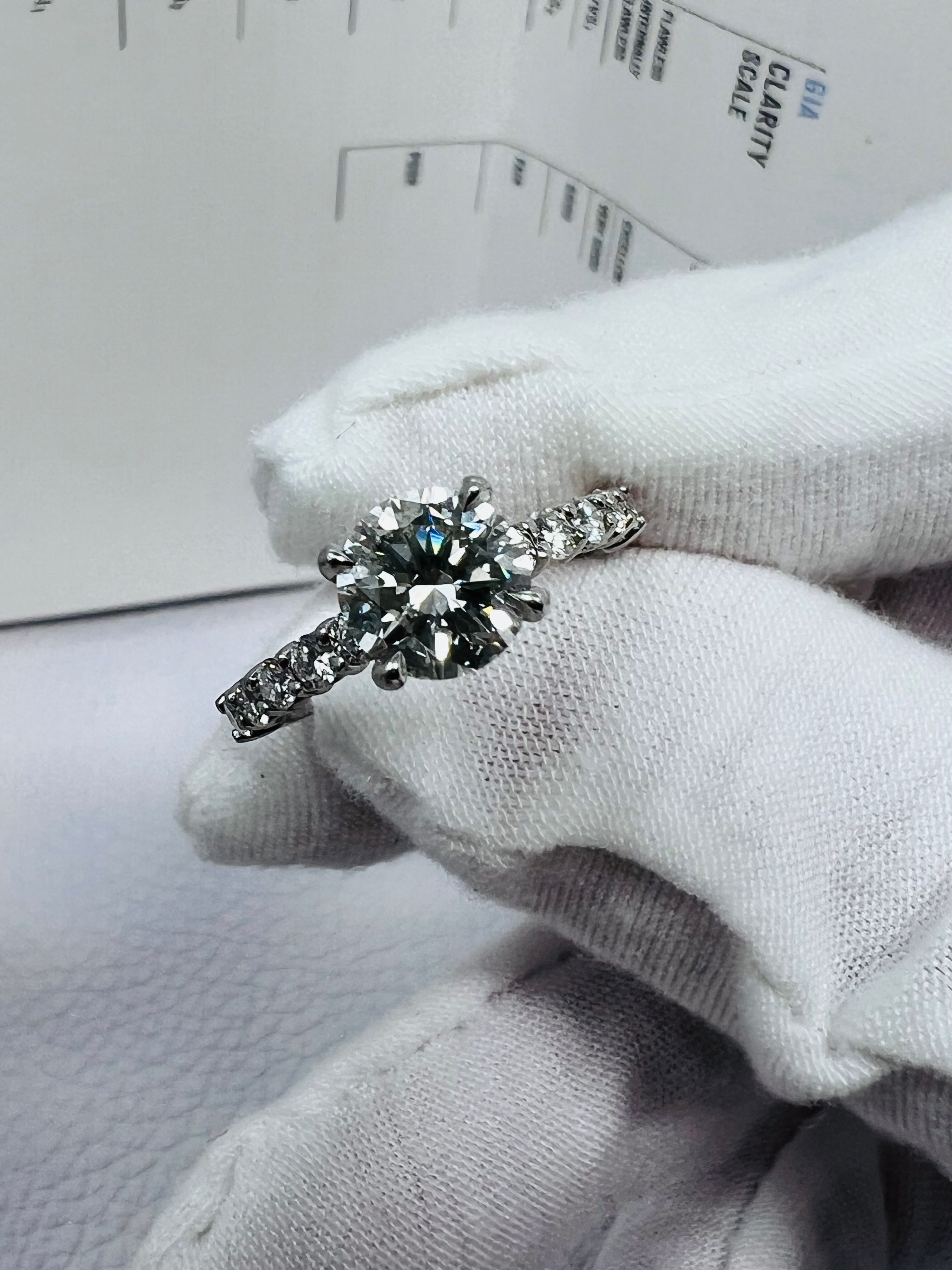 Platinum 1.51CT Round Brilliant Diamond Engagement Ring *GIA CERT*