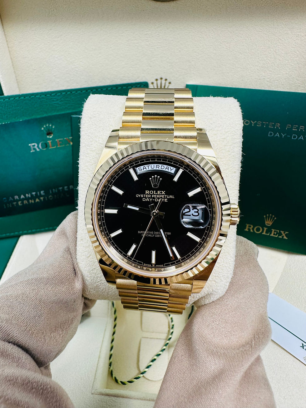 Thumbnail: Rolex Day- Date President 40MM Yellow Gold Black Motif Dial 228238 Complete Set