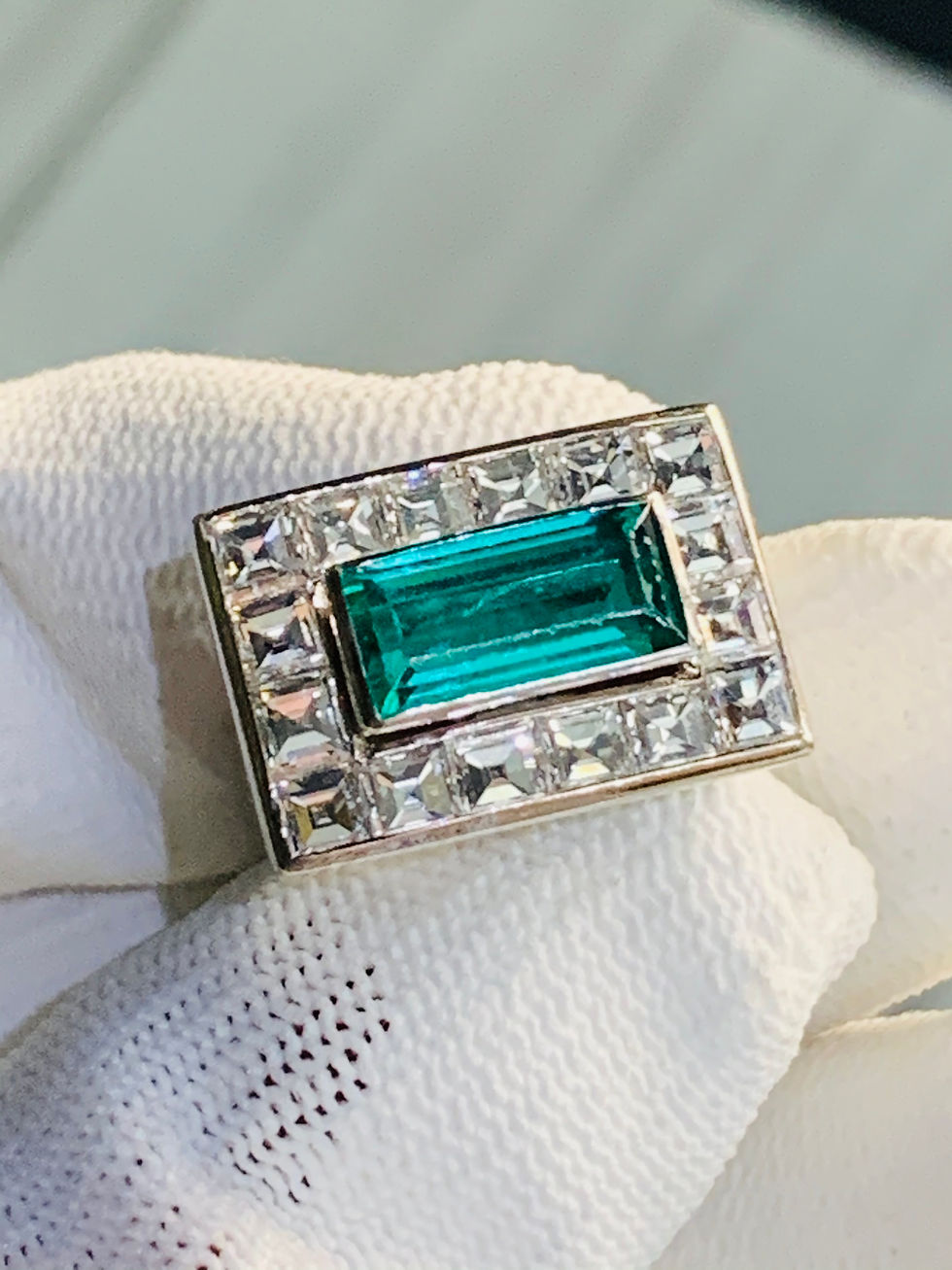 Thumbnail: 18K White Gold Unheated Emerald w Top Quality Asscher Cut Diamonds