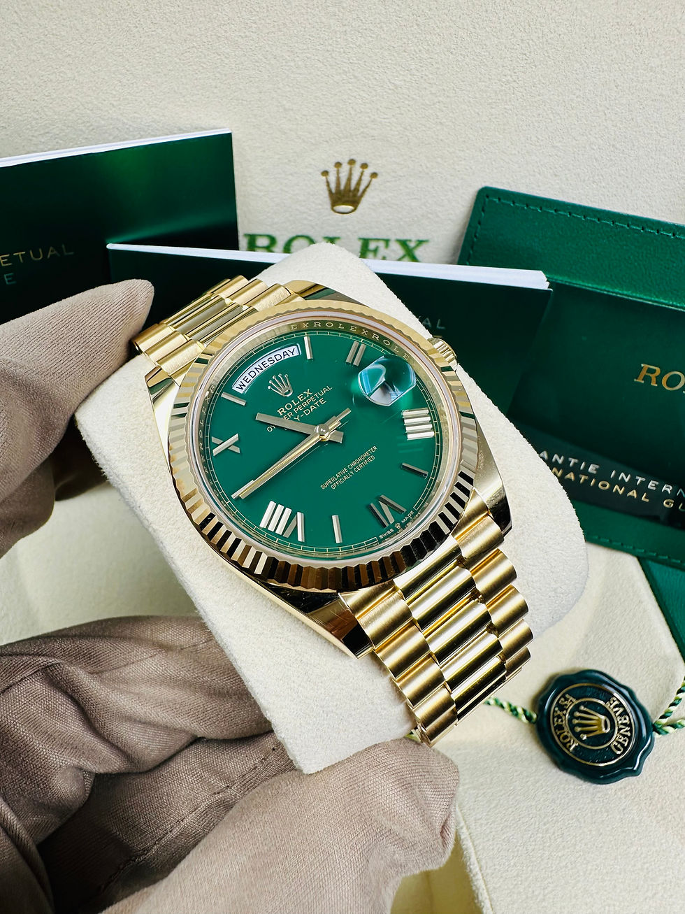 Thumbnail: Rolex President Day-Date 40MM Green Roman Dial Yellow Gold Ref. 228238 FULL SET