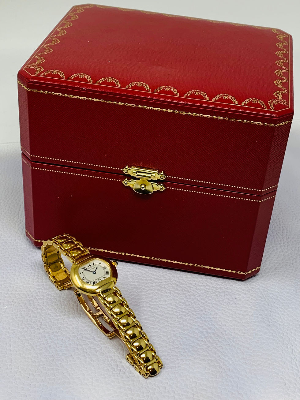 Thumbnail: Cartier Ellipse 18K Gold Ladies Vintage Watch