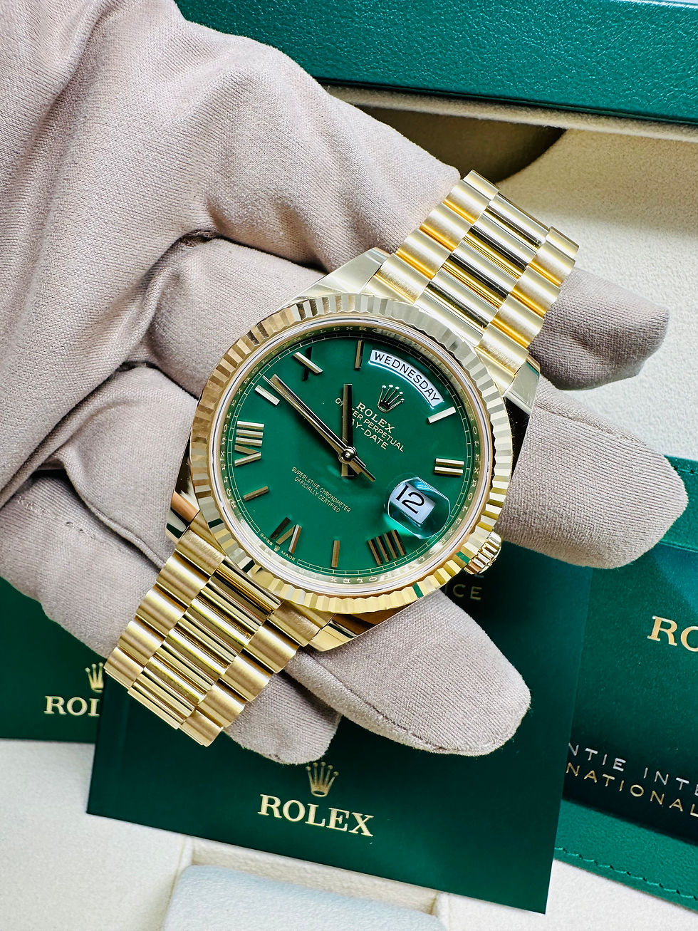 Thumbnail: Rolex President Day-Date 40MM Green Roman Dial Yellow Gold Ref. 228238 FULL SET