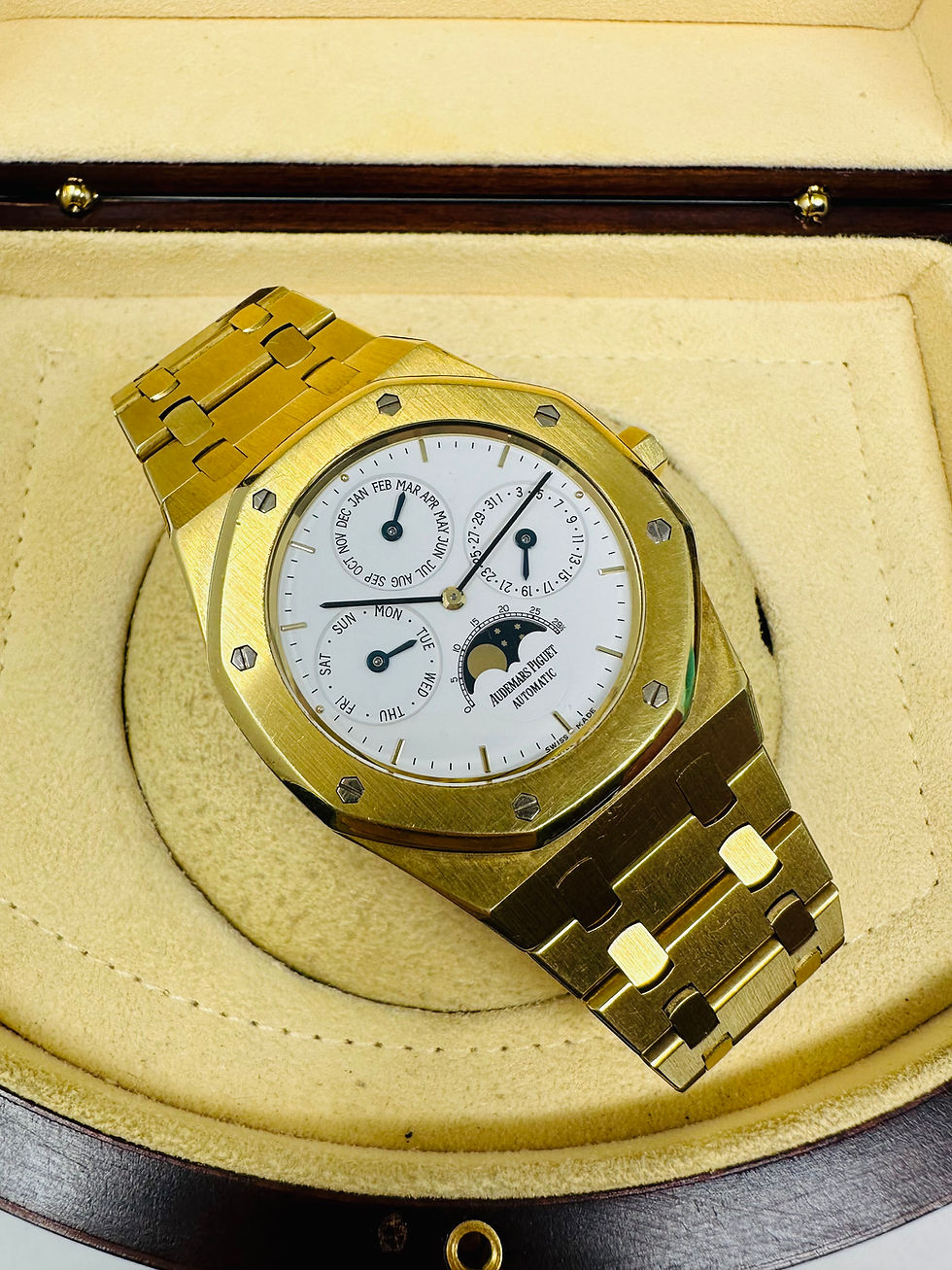 Thumbnail: Audemars Piguet Royal Oak Perpetual Calendar Yellow Gold 25654BA