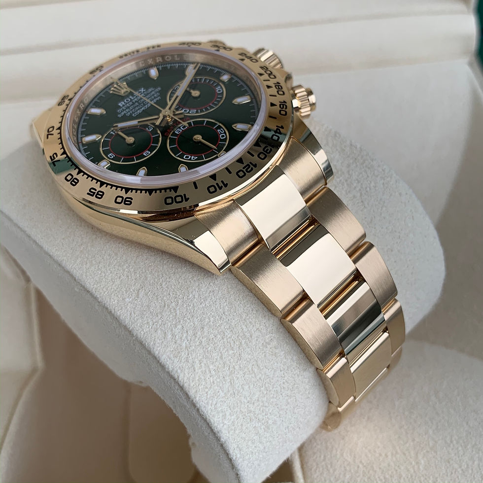 Thumbnail: Rolex Cosmograph Daytona Yellow Gold Green Dial  116508