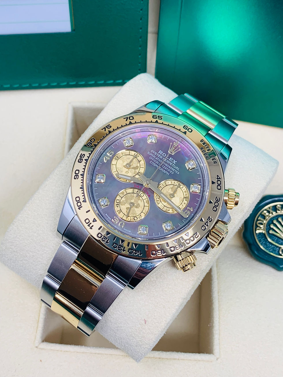 Thumbnail: Rolex Daytona Two-Tone Tahitian Mother of Pearl Diamond Dial Ref 116503