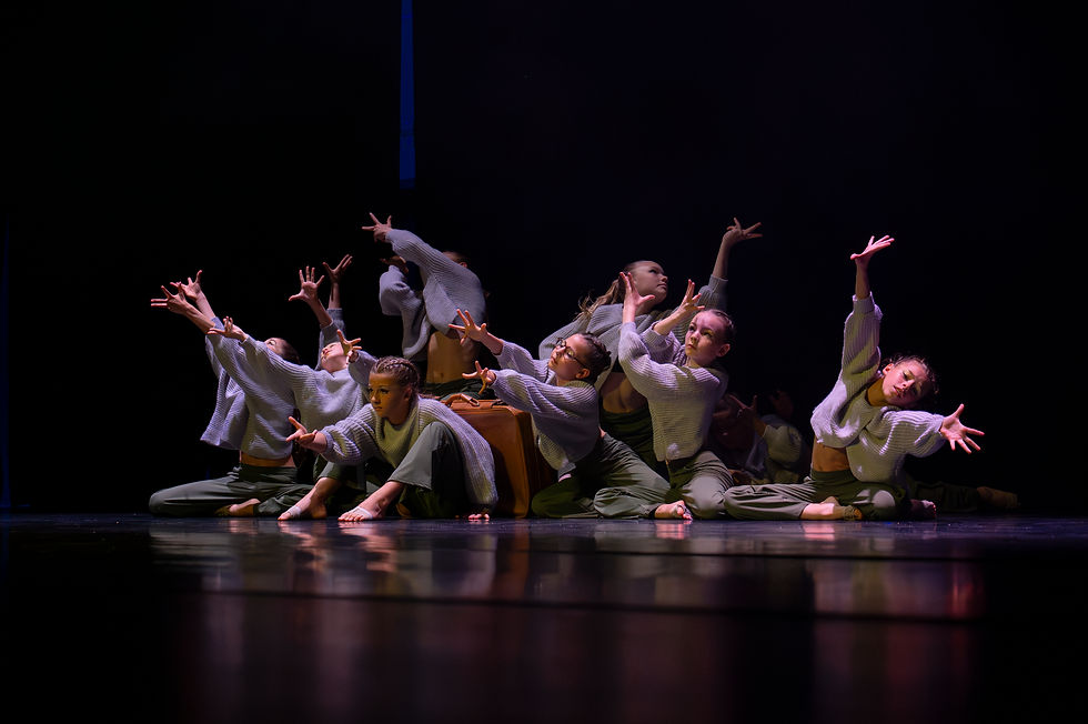 Ypsilion Dance Art - Wanderlust - 002A.jpg