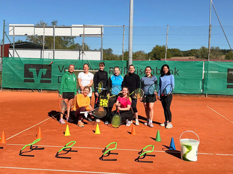 Damenmannschaft: Was für ein tolles Tenniscamp 🎾☀️