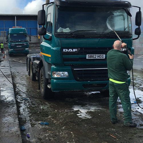 Rhinowash static pressure washer used in transport depot