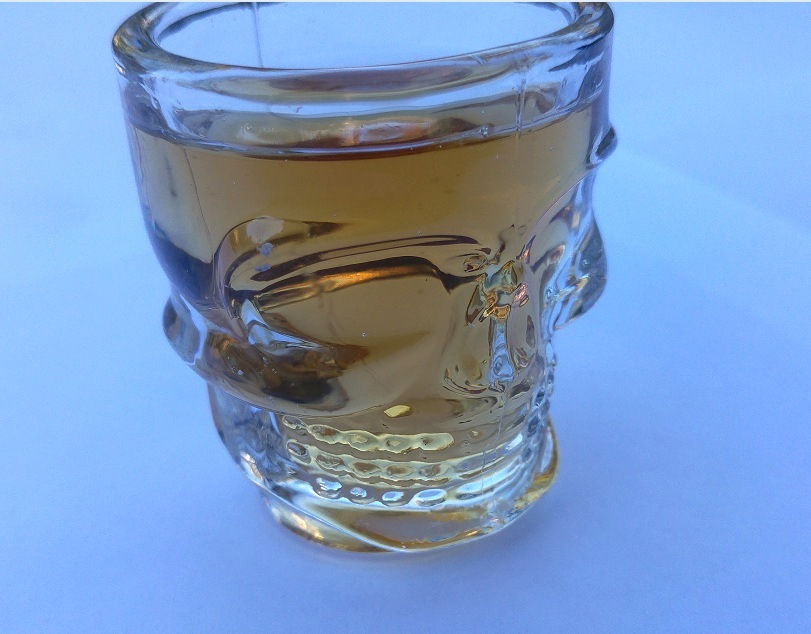 Miniatura: Promocion botella y 4 vasos shot calavera