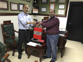 Presenting Gift for best Product Supplier