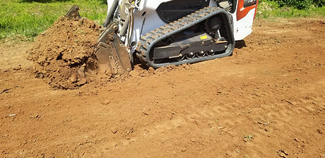 Yard-Landscaping-Grading.jpg