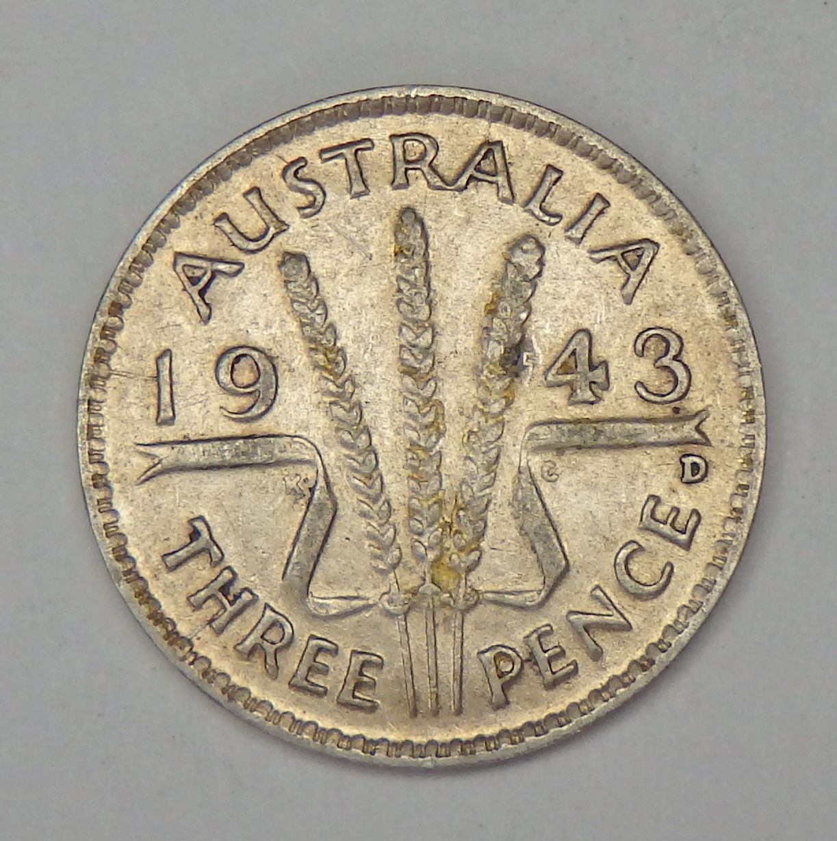 Australia - 3 Pence - 1943-D