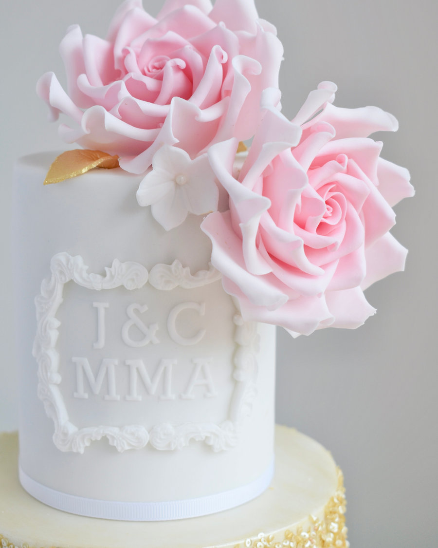 A cake from the Simplicity Collection