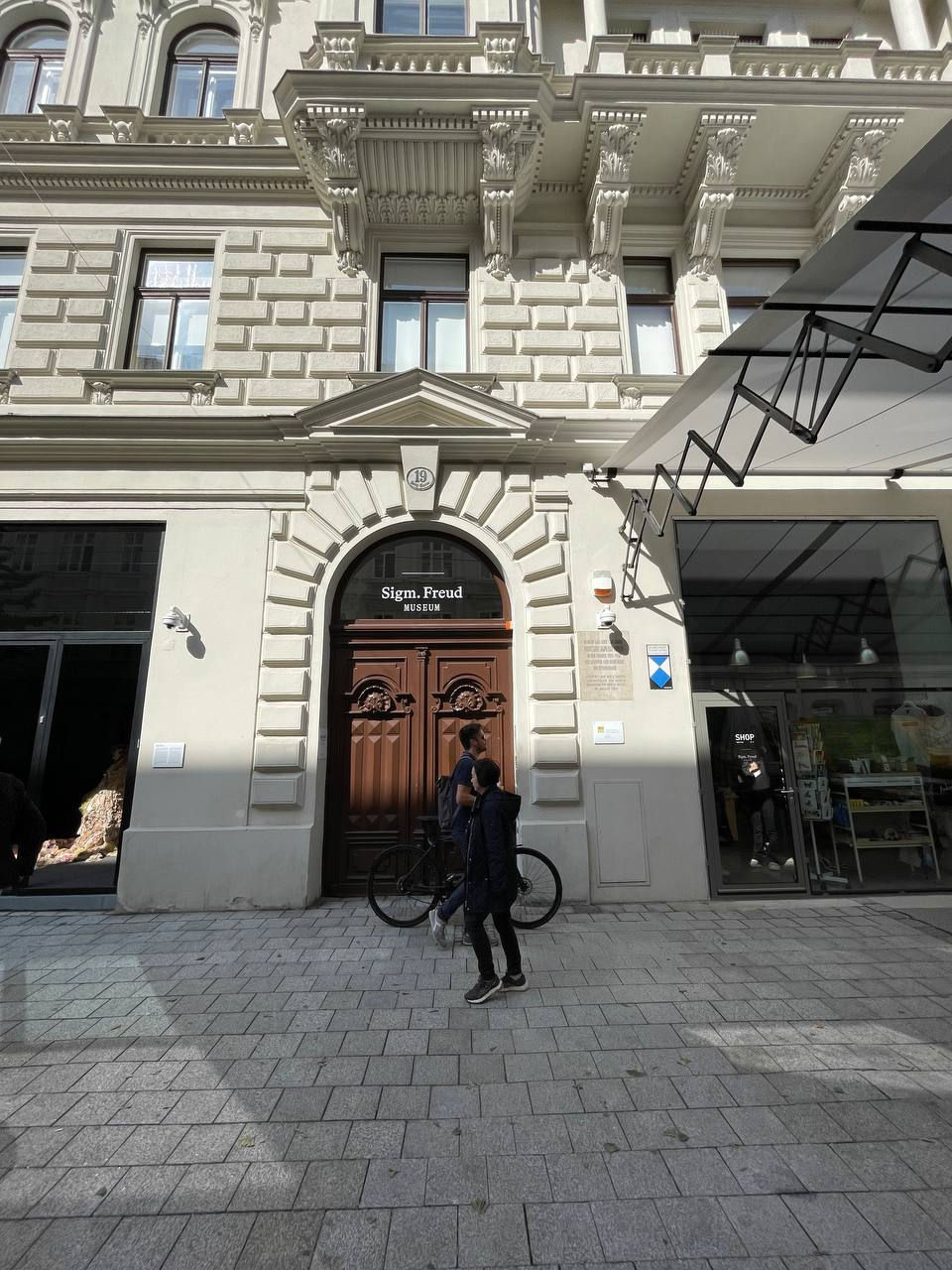 photo_2025-01-22_20-17-02